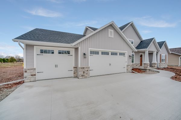 Cost of Concrete Driveway Pouring in Matthews