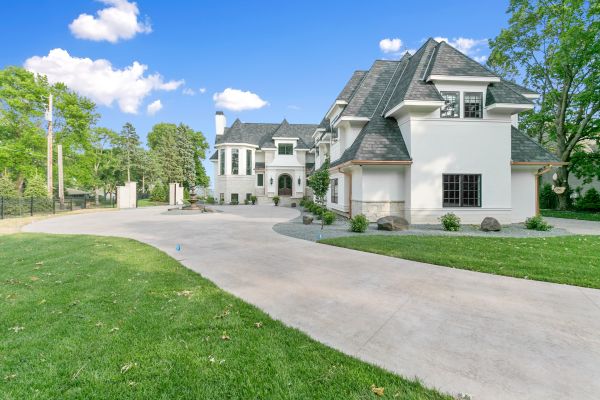 Cost of Concrete Driveway Installation in Matthews