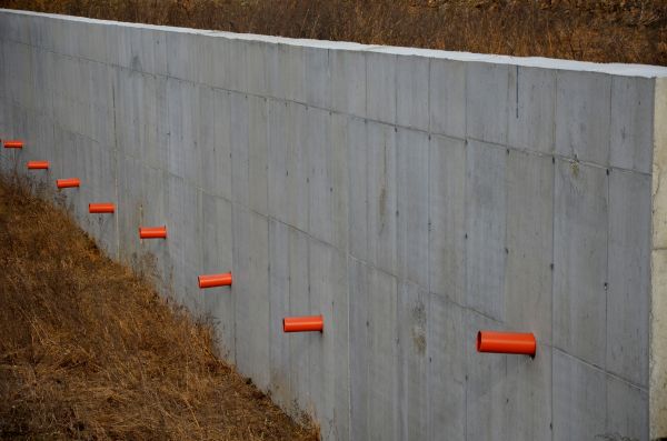 Cost of Concrete Wall Installation in Matthews